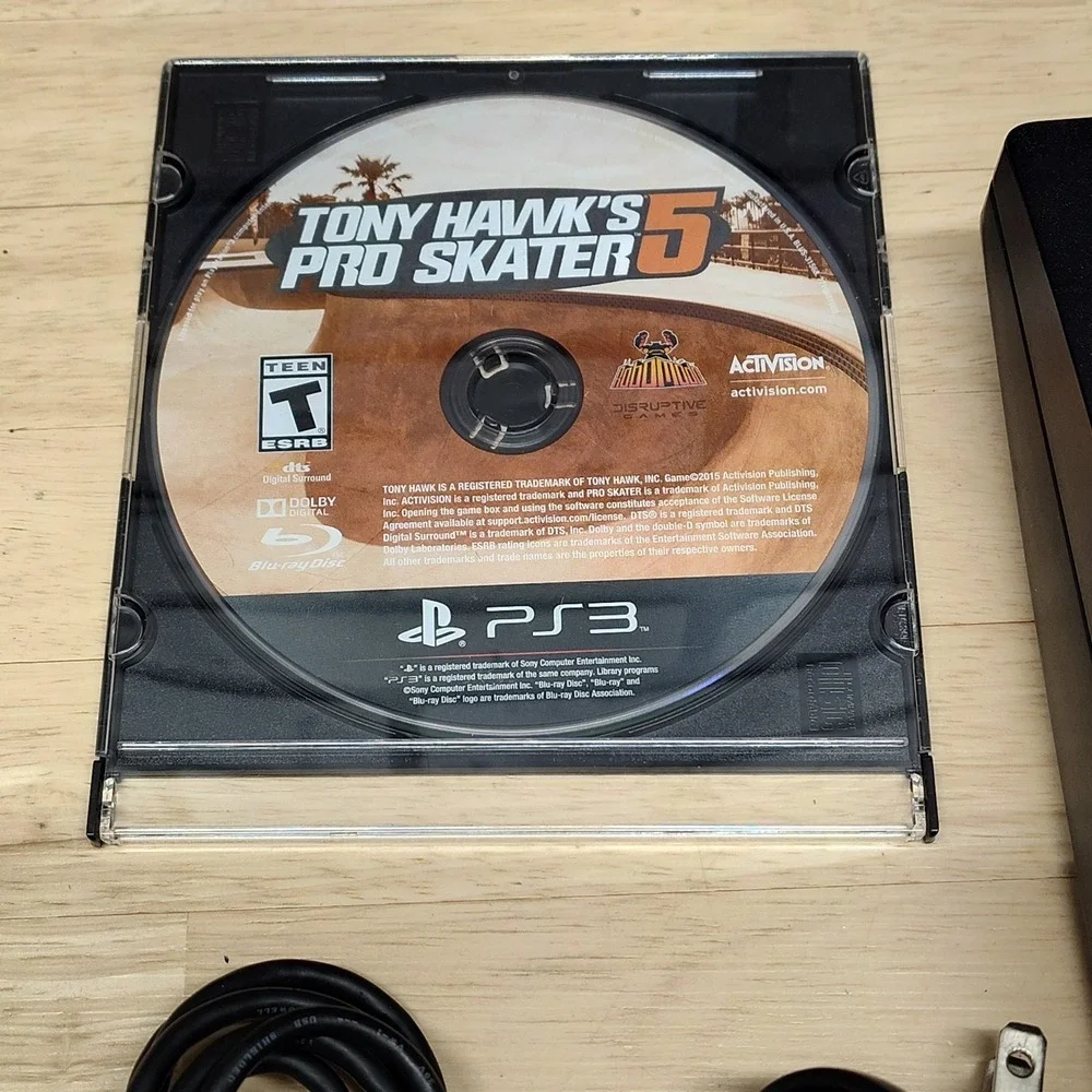 PlayStation PS3 CECH-3001A System With Controller, Cables and one game Tested